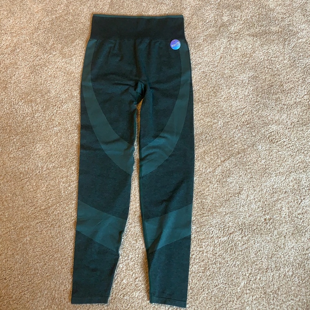 PINK seamless leggings size small